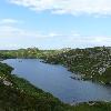 Jezero u cesty...